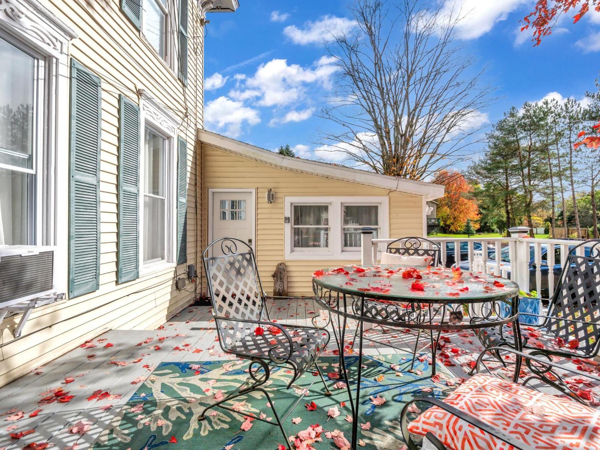 The Kelly House - 4 Bedroom Historic Lodge - Downtown Ellicottville Extérieur photo